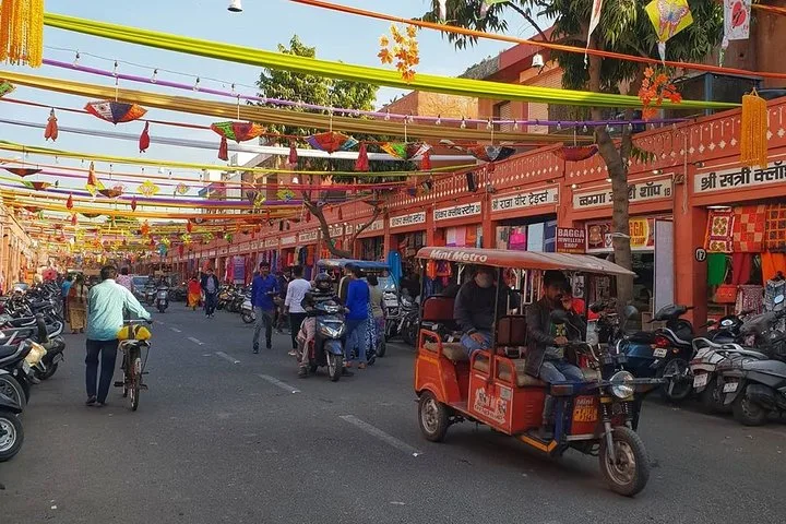 Early morning - walking tours